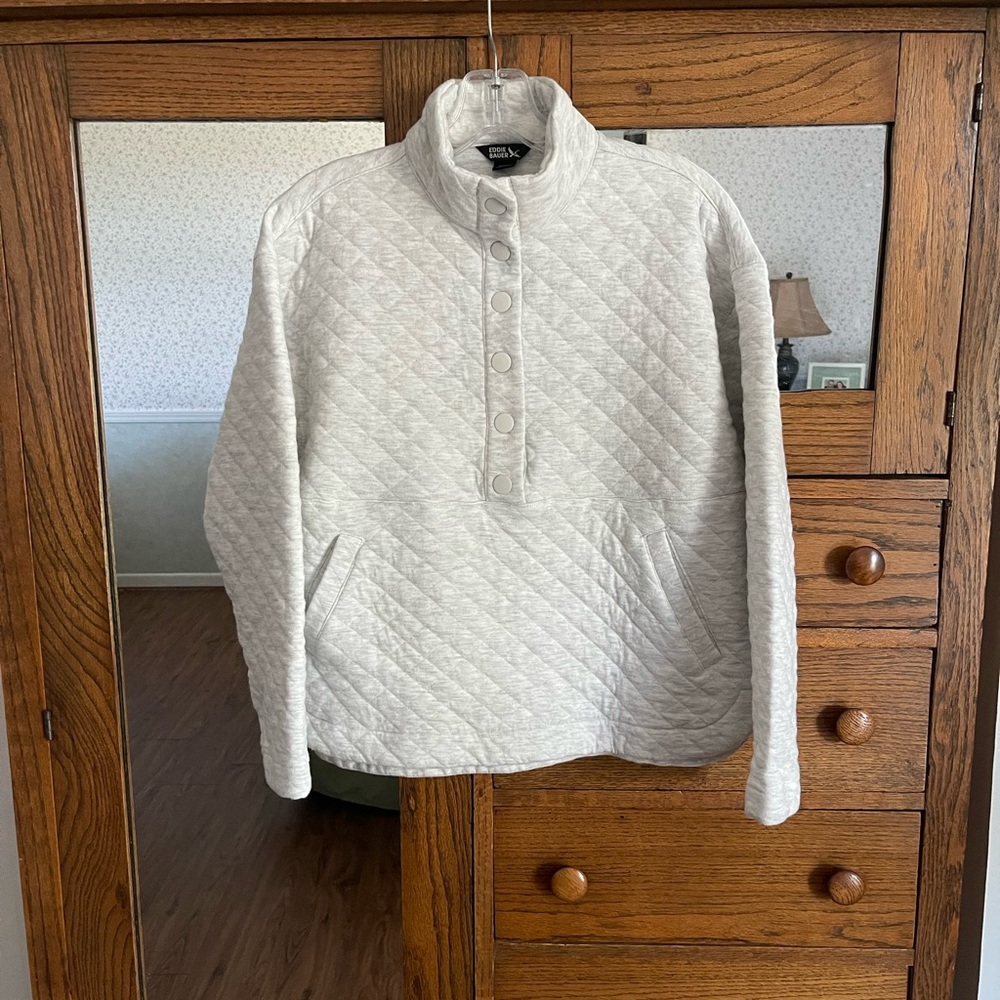 Eddie Bauer Woman’s Half Snap Quilted Pullover Jacket